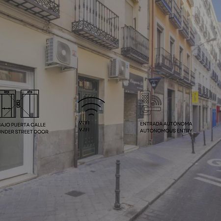 Appartamento Cool Deluxe Interior Design A 2 Min De Gran Via Madrid Esterno foto