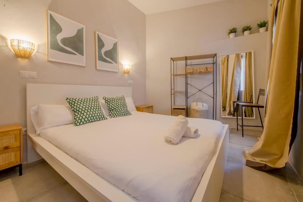 Appartamento Cool Deluxe Interior Design A 2 Min De Gran Via Madrid Esterno foto