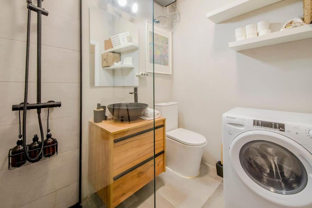 Appartamento Cool Deluxe Interior Design A 2 Min De Gran Via Madrid Esterno foto